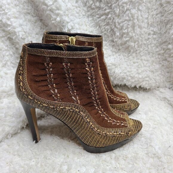 Vince Camuto Brown VC-Night‎ Peep-toe Booties sz 6 - Picture 1 of 9